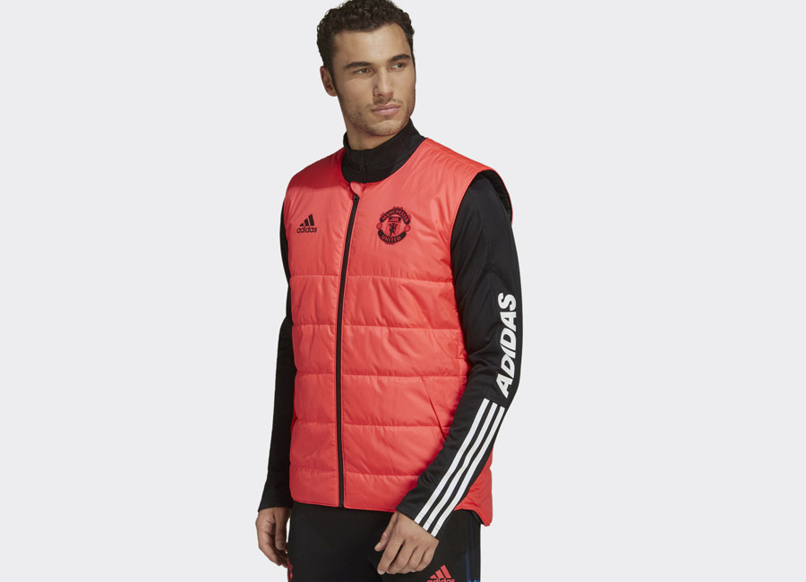 Manchester United 21/22 Padded Vest - Shock Red / Black