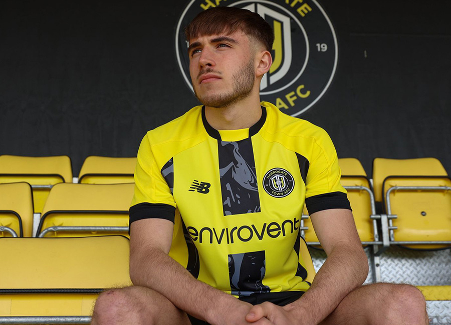 Harrogate Town 24/25 New Balance Home Kit