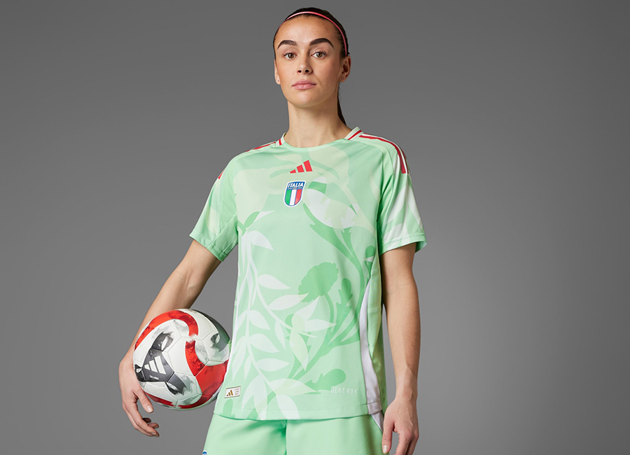 Italy 2025 Adidas Women's Away Kit