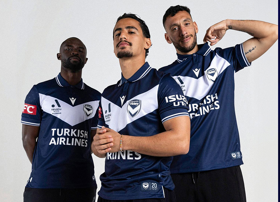 Melbourne Victory 24/25 Macron Home Kit