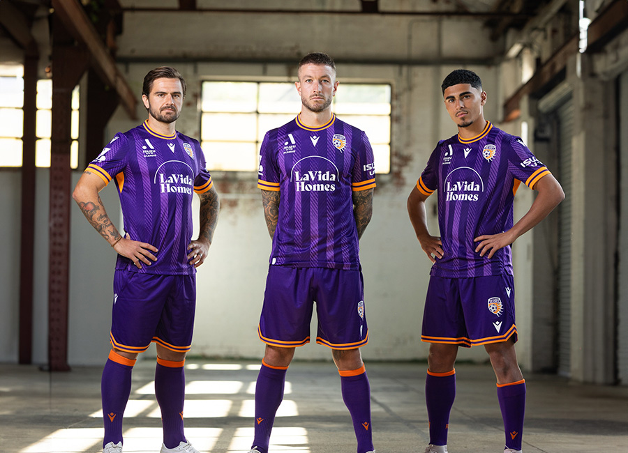 Perth Glory 24/25 Macron Home Kit