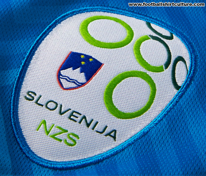 Slovenia-2014-Nike-Away-Football-Shirt-2