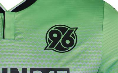 hannover_96_2023_24_macron_third_shirt_f.jpg