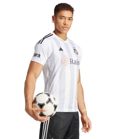 besiktas_2023_24_adidas_home_kit_2.jpg