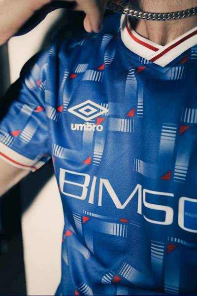 carlisle_united_2023_24_umbro_home_kit_d.jpeg