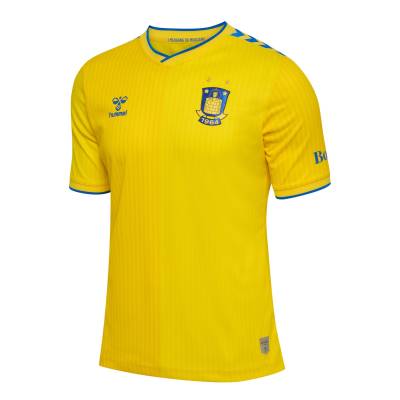 brondby_if_2023_24_hummel_home_kit_2.jpg