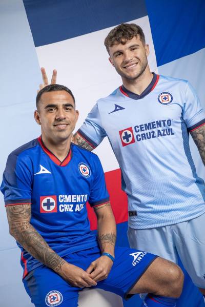 cruz_azul_2023_24_pirma_home_away_kits_e.jpeg