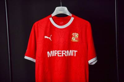 swindon_town_2023_24_puma_home_kit_d.jpeg