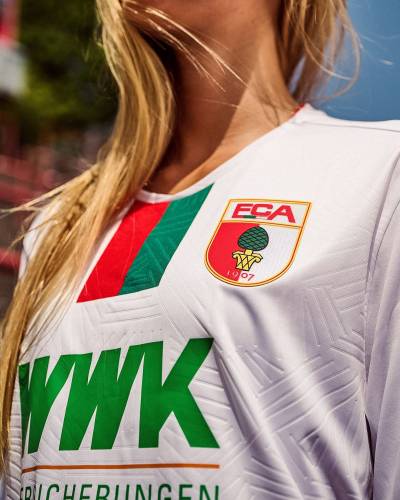 fc_augsburg_2023_24_mizuno_home_kit_b.jpeg