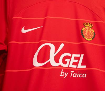 mallorca_2023_24_nike_home_kit_d.jpeg