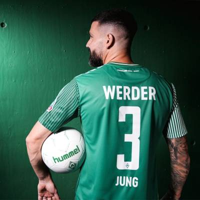 werder_bremen_2023_24_hummel_home_kit_b.jpeg