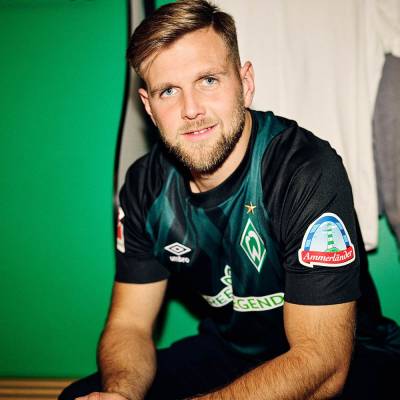 werder_bremen_2022_2023_third_kit_a.jpeg