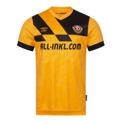 dynamo_dresden_2023_24_umbro_home_kit_c.jpg