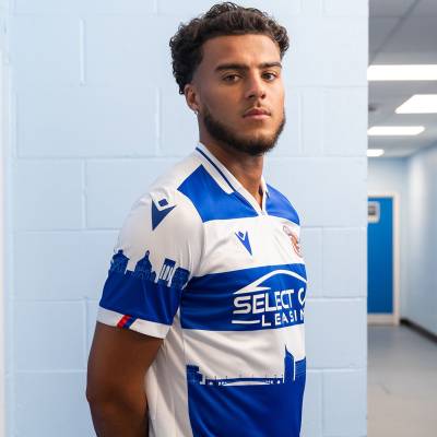 reading_2023_24_macron_home_kit_0.jpeg