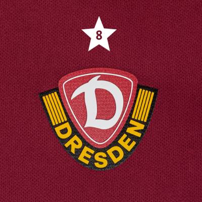 dynamo_dresden_2023_24_umbro_third_kit_3.jpg