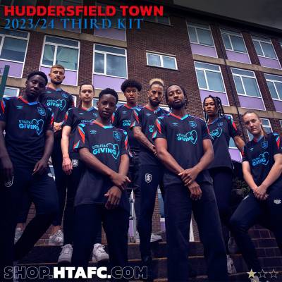 huddersfield_town_2023_24_umbro_third_kit_f.jpeg