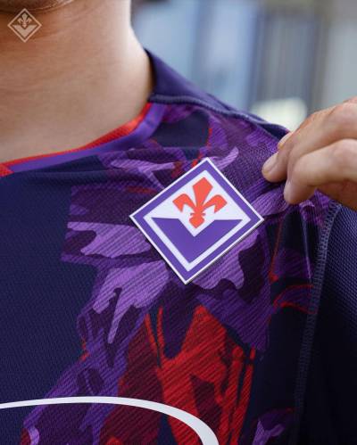 fiorentina_2023_24_kappa_third_kit_i.jpeg