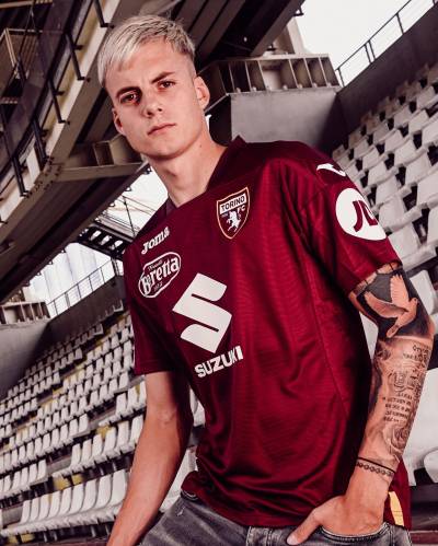 torino_2023_24_joma_home_kit_b.jpeg