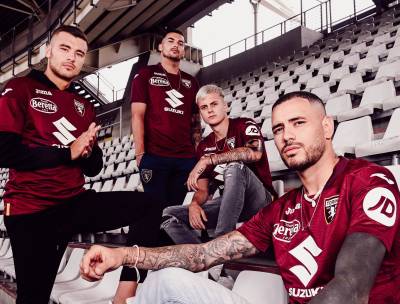 torino_2023_24_joma_home_kit_k1.jpeg