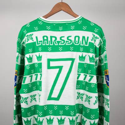 cfs_larsson_christmas_jumper_b.jpeg