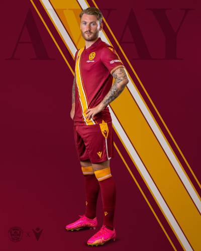 motherwell_2023_24_macron_away_kit_c.jpeg