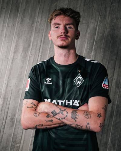 werder_bremen_2023_24_hummel_third_kit_c.jpeg