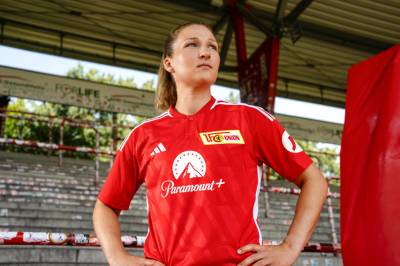 union_berlin_2023_24_adidas_home_kit_8.jpg