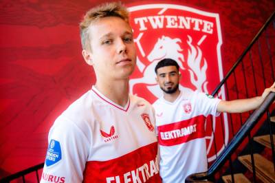 twente_2023_24_castore_third_kit_c.jpeg