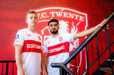 twente_2023_24_castore_third_kit_d.jpeg