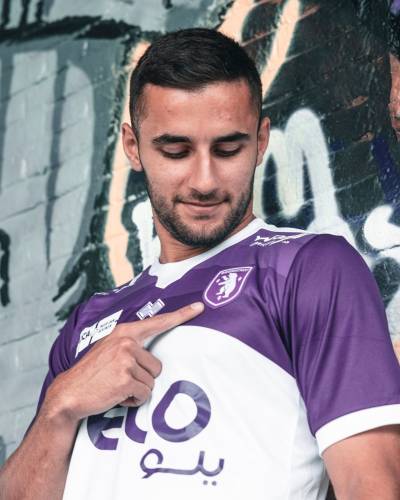 beerschot_2023_24_errea_away_kit_h.jpeg