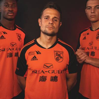 grasshoppers_2022_2023_derby_shirt_b.jpeg