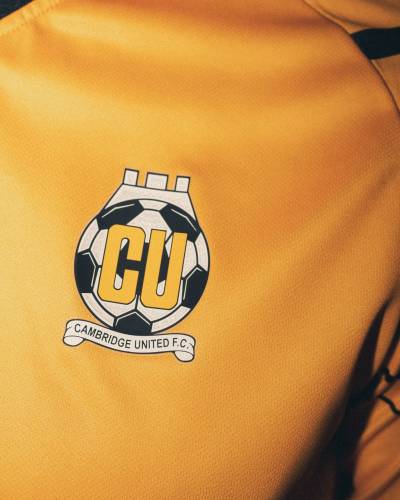 cambridge_united_2023_24_umbro_home_kit_g.jpeg