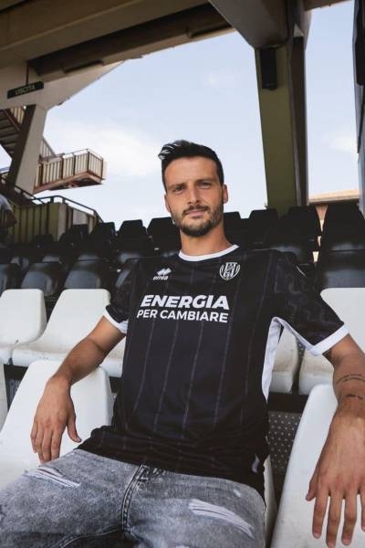 cesena_2023_24_errea_home_away_third_kits_d.jpeg