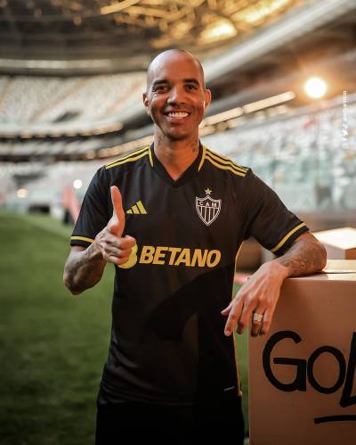 atletico_mineiro_2023_24_adidas_third_kit_a.jpeg