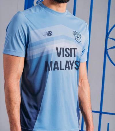 cardiff_city_2023_24_new_balance_third_kit_e.jpg