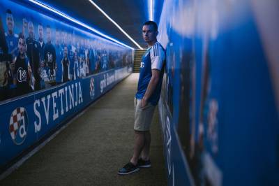 dinamo_zagreb_2023_24_adidas_home_kit_c.jpeg