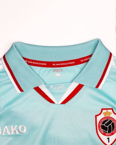 royal_antwerp_2023_24_jako_third_kit_h.jpeg