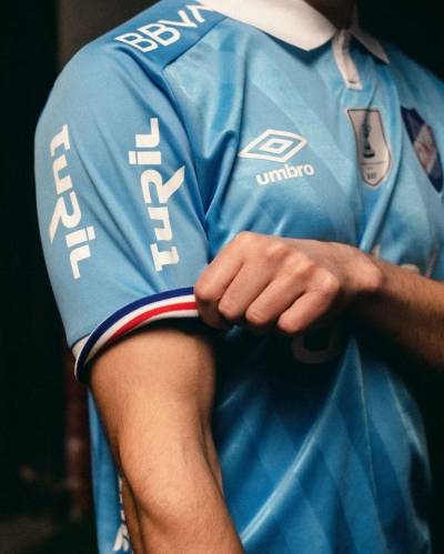 club_nacional_2023_umbro_fourth_kit_e.jpeg