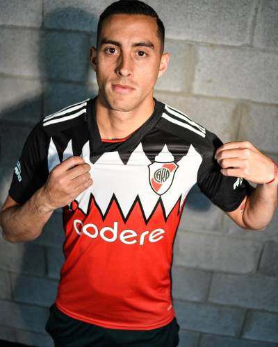 river_plate_2023_24_adidas_away_kit_c.jpeg