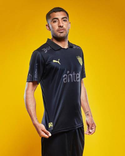 penarol_2023_puma_132nd_anniversary_shirt_a.jpeg