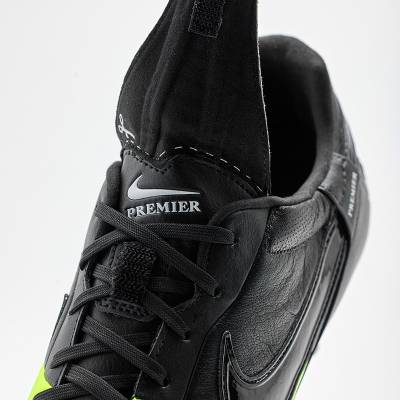 nike_the_premier_iii-fg_black_black_volt_b.jpg