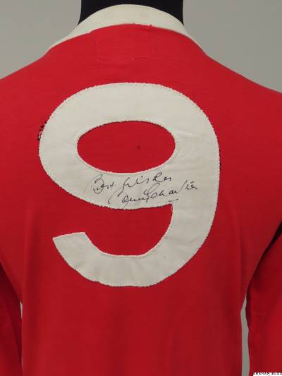 bobby_charlton_1960s_manchester_united_shirt_e.jpeg