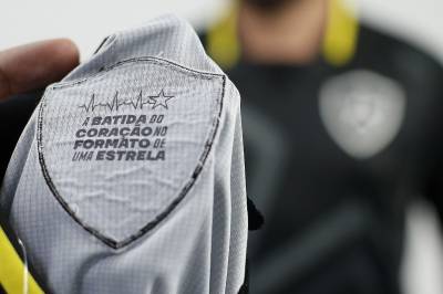 botafogo_fr_2023_24_reebok_fourth_kit_c.jpeg