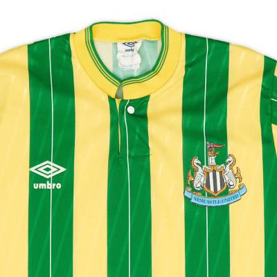 1988_90_newcastle_away_shirt_b.jpg