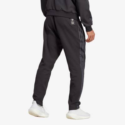 adidas_manchester_united_peter_saville_track_pant_black_3.jpg