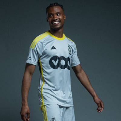 standard_liege_2023_24_adidas_third_kit_c.jpeg