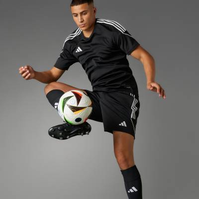 adidas_fussballliebe_uefa_euro_2024_match_ball_j1.jpg