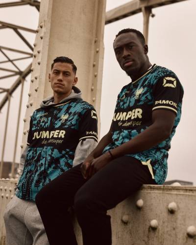 go_ahead_eagles_2022_2023_third_kit_a.jpeg