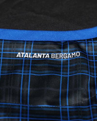 atalanta_bc_2023_24_christmas_joma_kit_e.jpeg