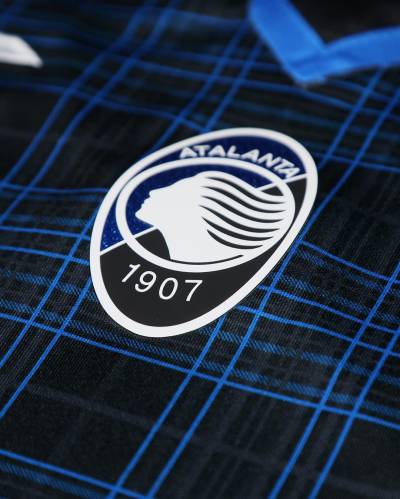 atalanta_bc_2023_24_christmas_joma_kit_h.jpeg